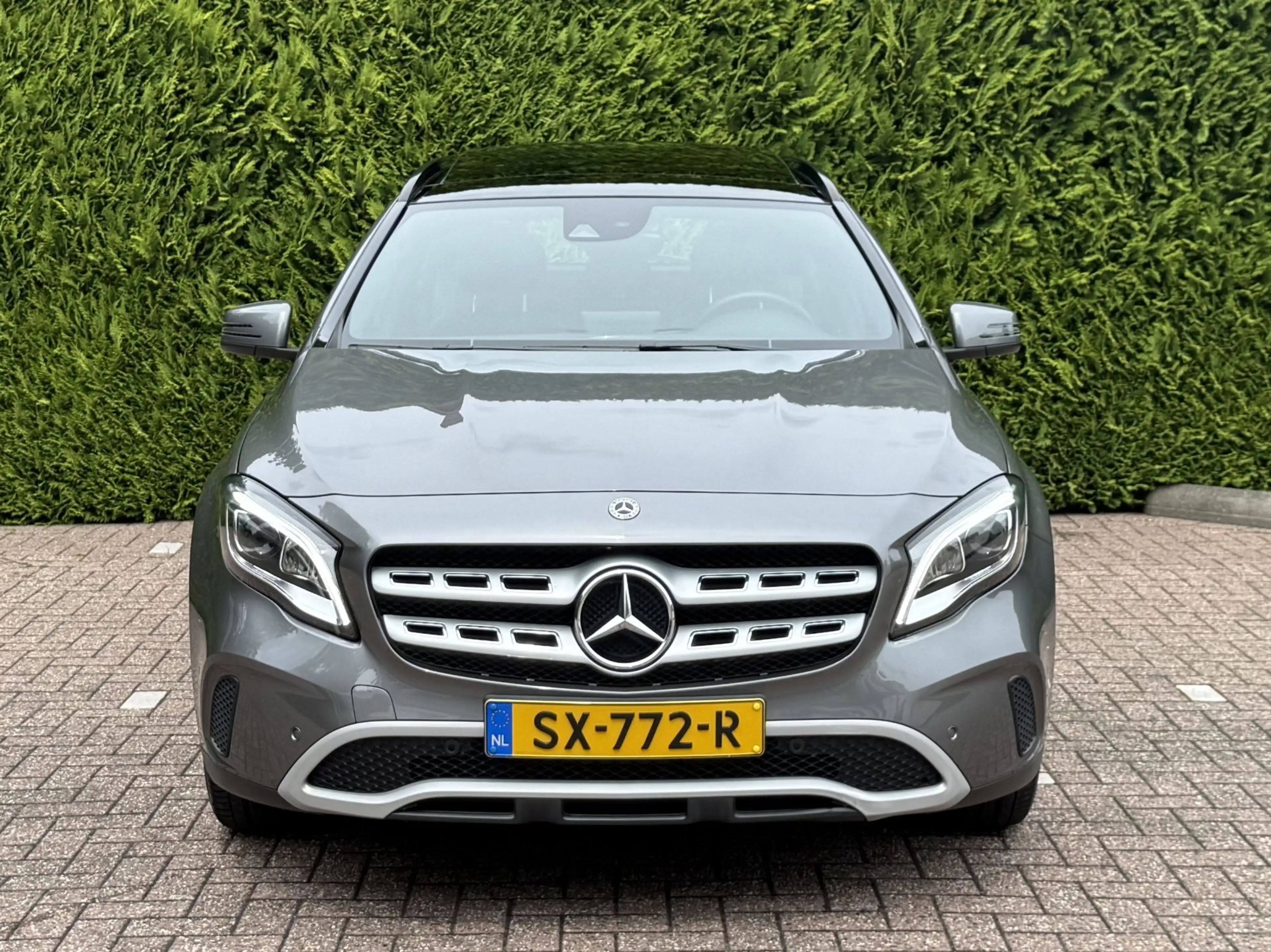 Mercedes-Benz GLA 180 | Business Solution + Ltd | Pano | Stoelverwarming — photo 15