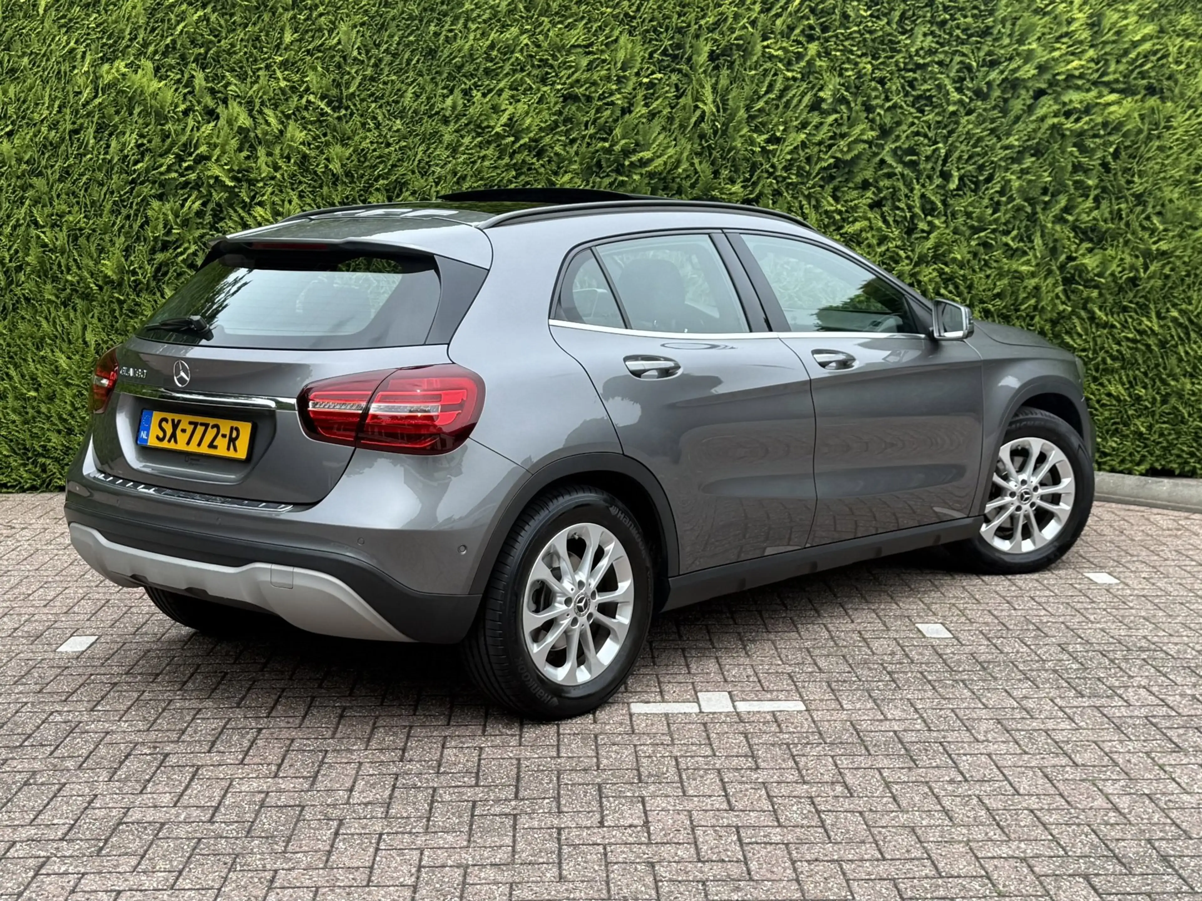 Mercedes-Benz GLA 180 | Business Solution + Ltd | Pano | Stoelverwarming — photo 5