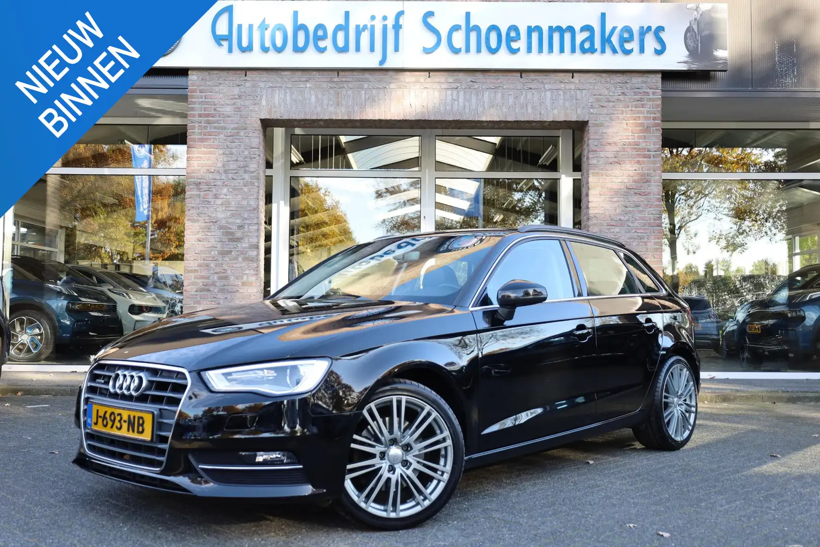 Audi A3 Sportback 1.8 TFSI quattro Ambition Pro Line S LEE Zwart - 1
