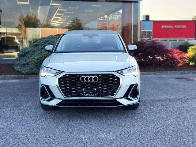 Audi Q3 view 2