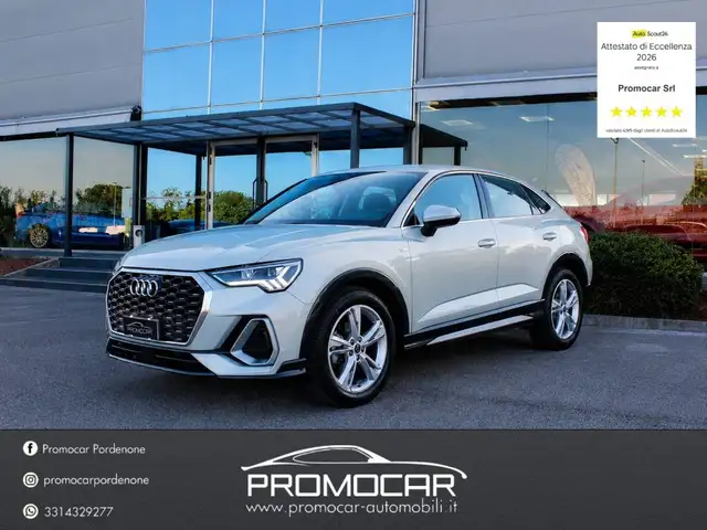 Audi Q3 main image