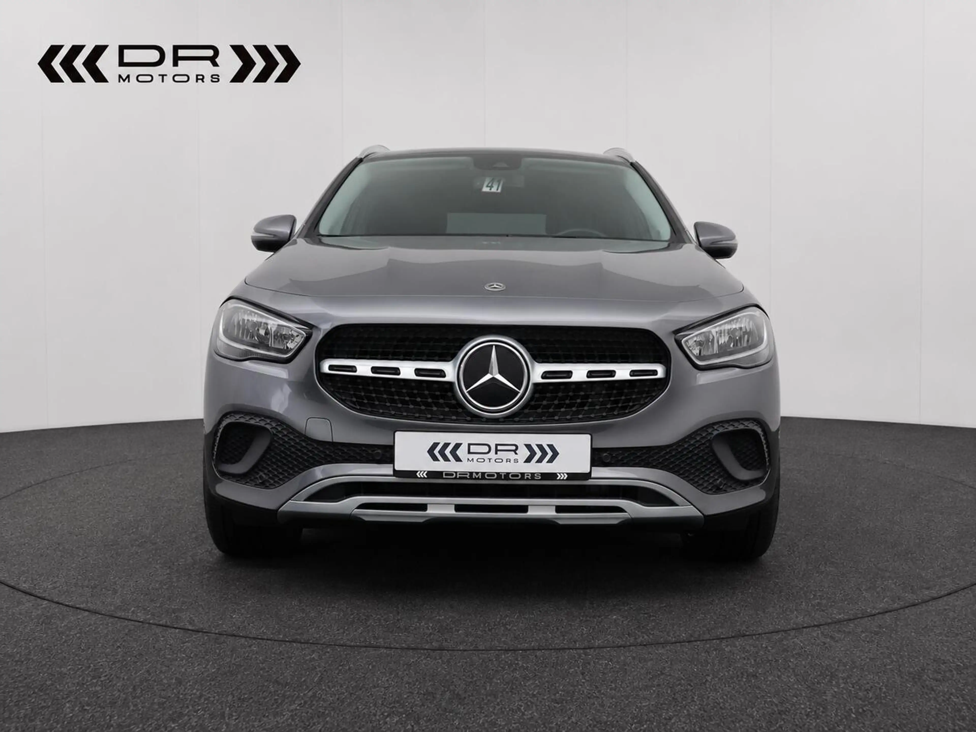 Mercedes-Benz GLA 180 DCT 7-GTRONIC - NAVI - CAMERA - DAB — photo 8