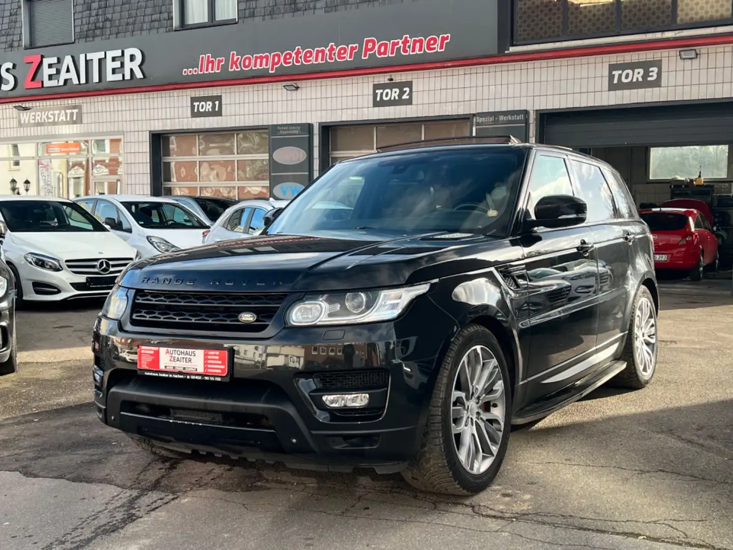Land Rover Range Rover Sport HSE Dynamic Schwarz - 2