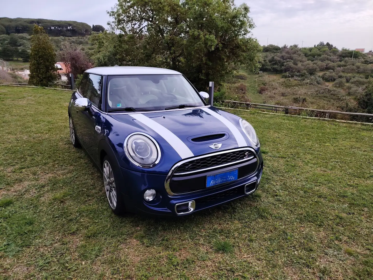 MINI Cooper SD Mini IV F55-F56 2014 2.0 3p auto Modrá - 1