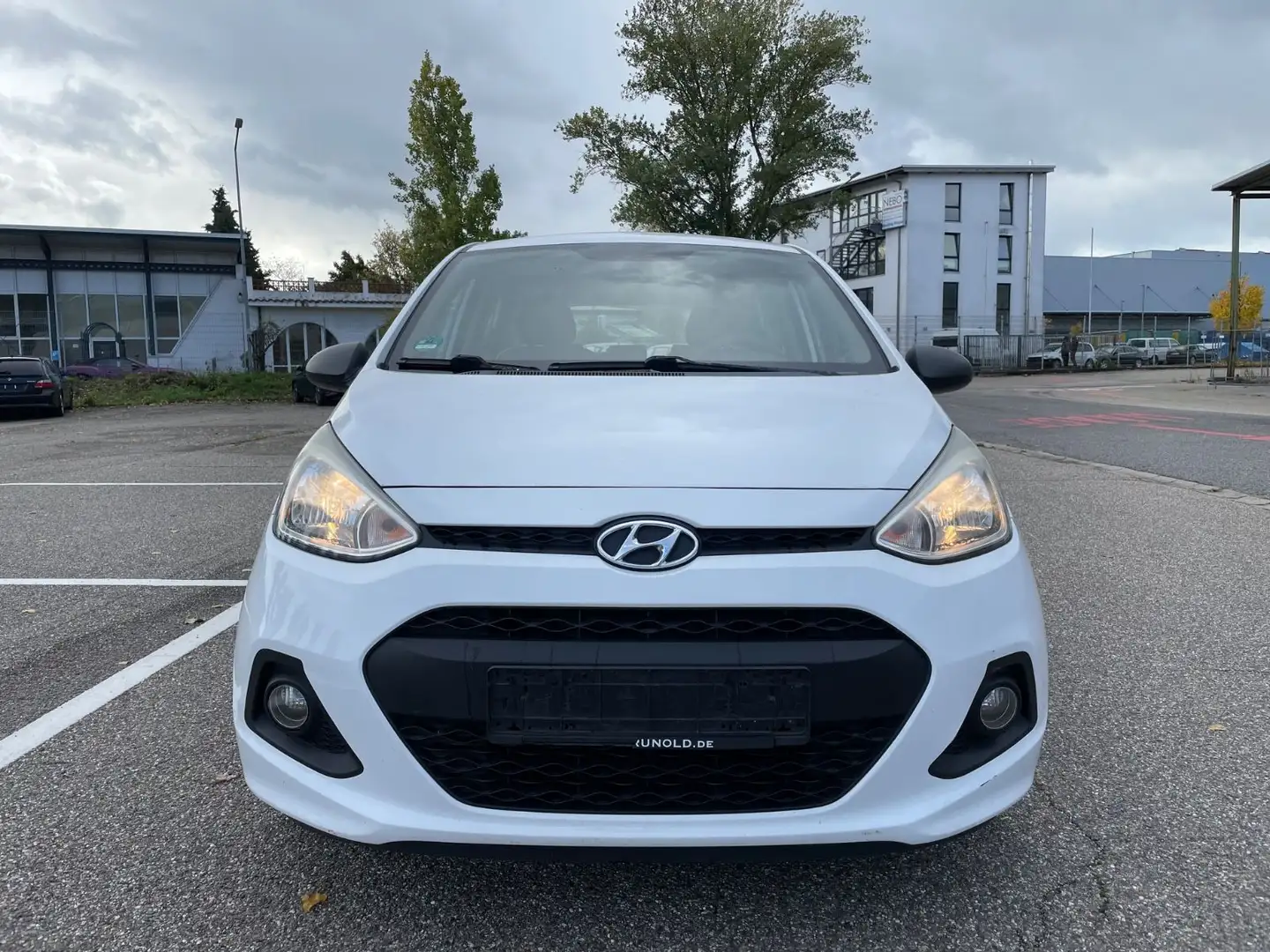 Hyundai i10 Basis Weiß - 2