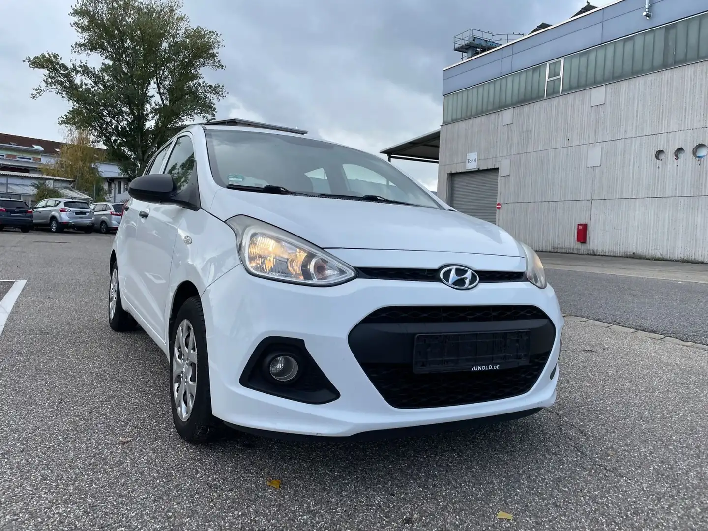 Hyundai i10 Basis Weiß - 1