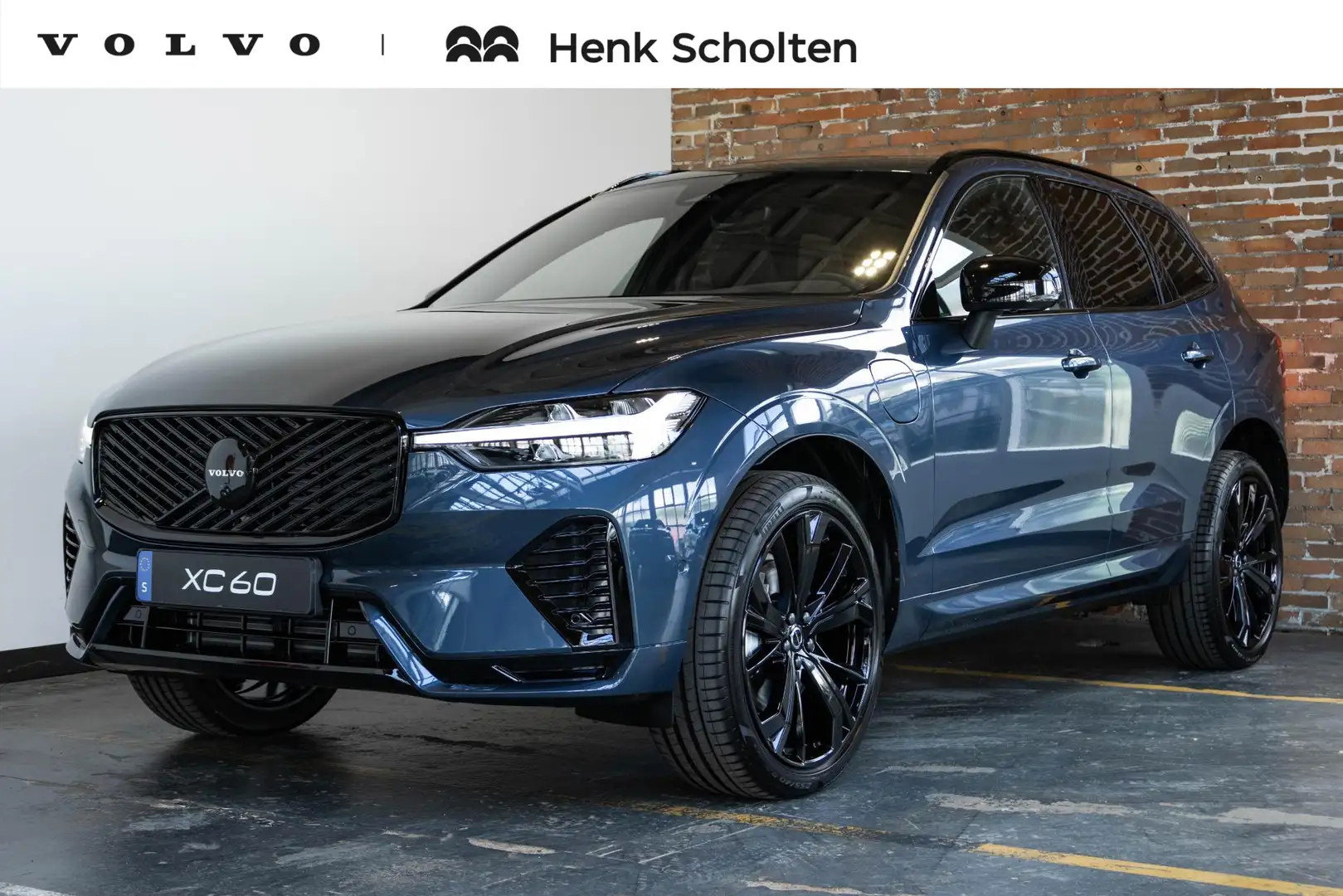 Volvo XC60 T6 Plug-in hybrid AWD Plus Black Edition | Nieuw m Blau - 1