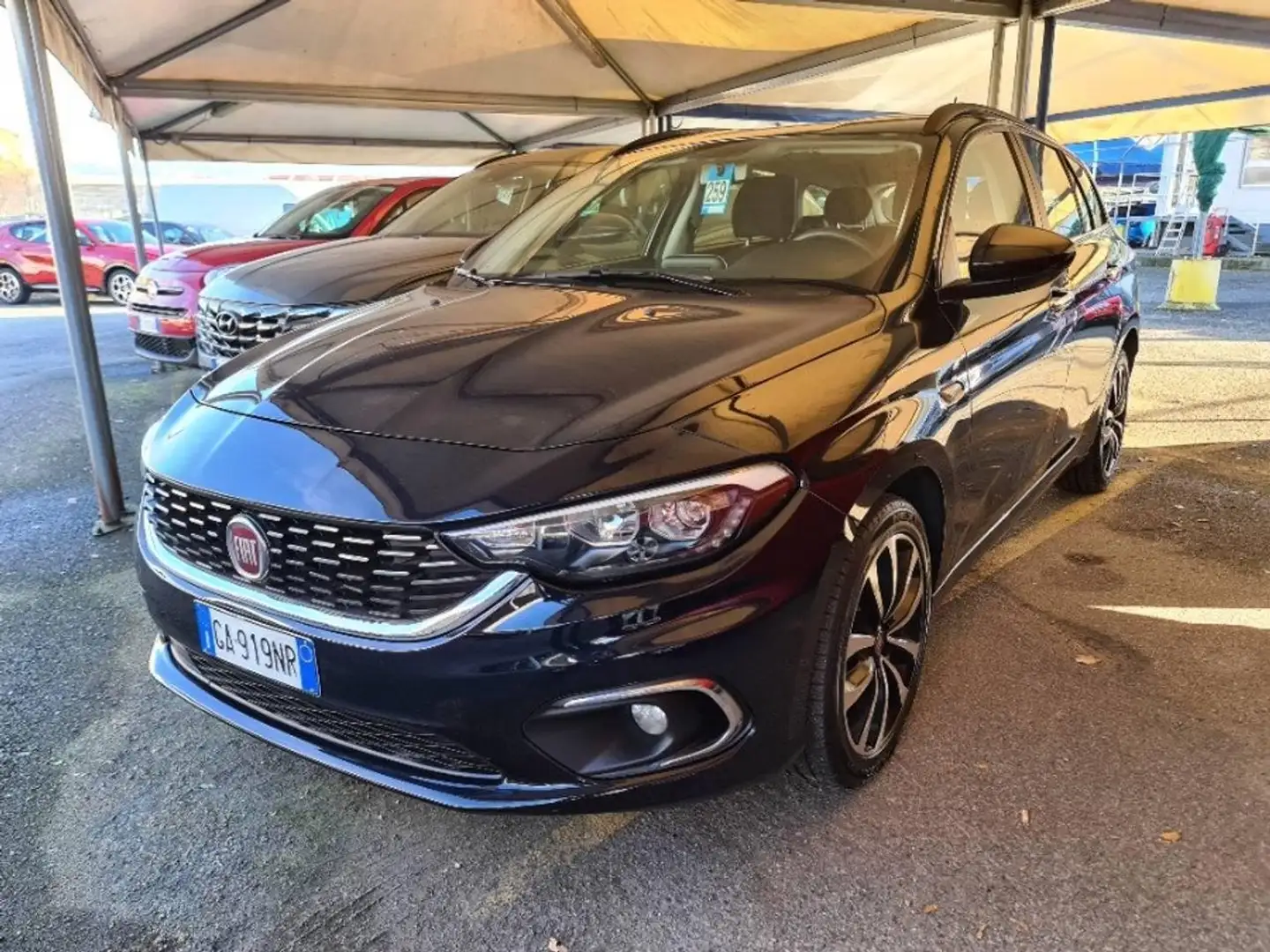 Fiat Tipo 5p 1.6 mjt Mirror s *PROMO OUTLET* Siyah - 1