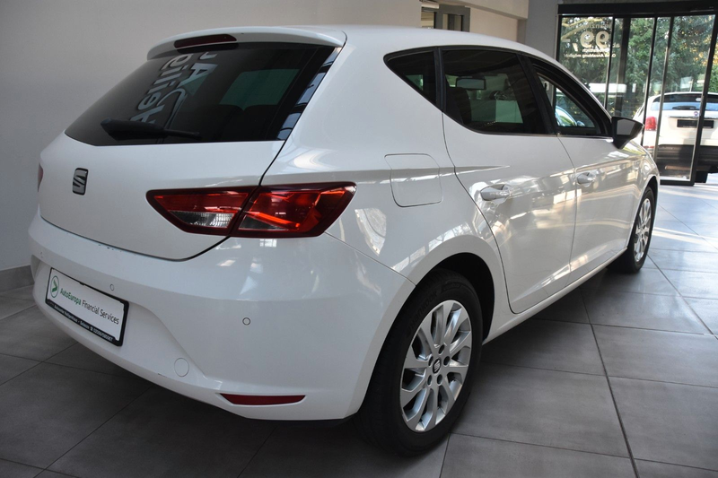 SEAT Leon Style 1.2 TSI Klima Bluetooth Tempo SHZ PDC — photo 3