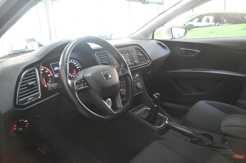 SEAT Leon Style 1.2 TSI Klima Bluetooth Tempo SHZ PDC — photo 14