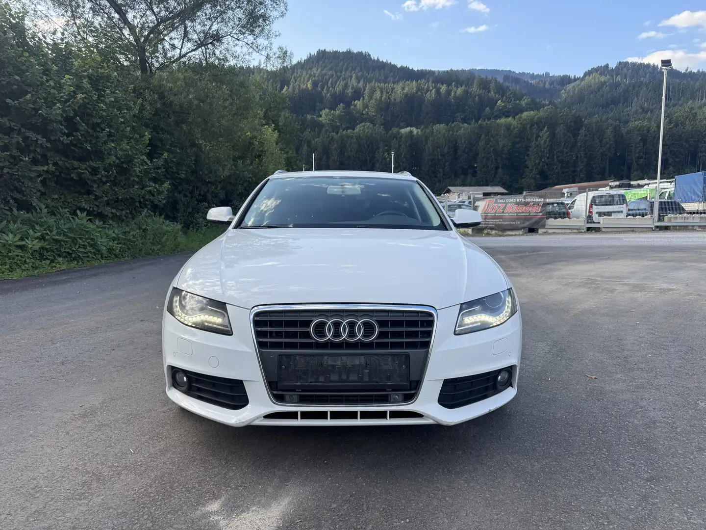 Audi A4 Avant 2.0 TDI DPF multitronic Attraction - 1