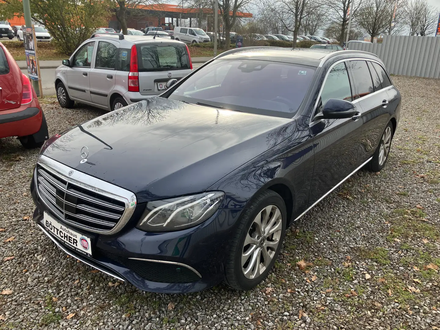 Mercedes-Benz E 350 E 350 d 4Matic (213.234) Синій - 2