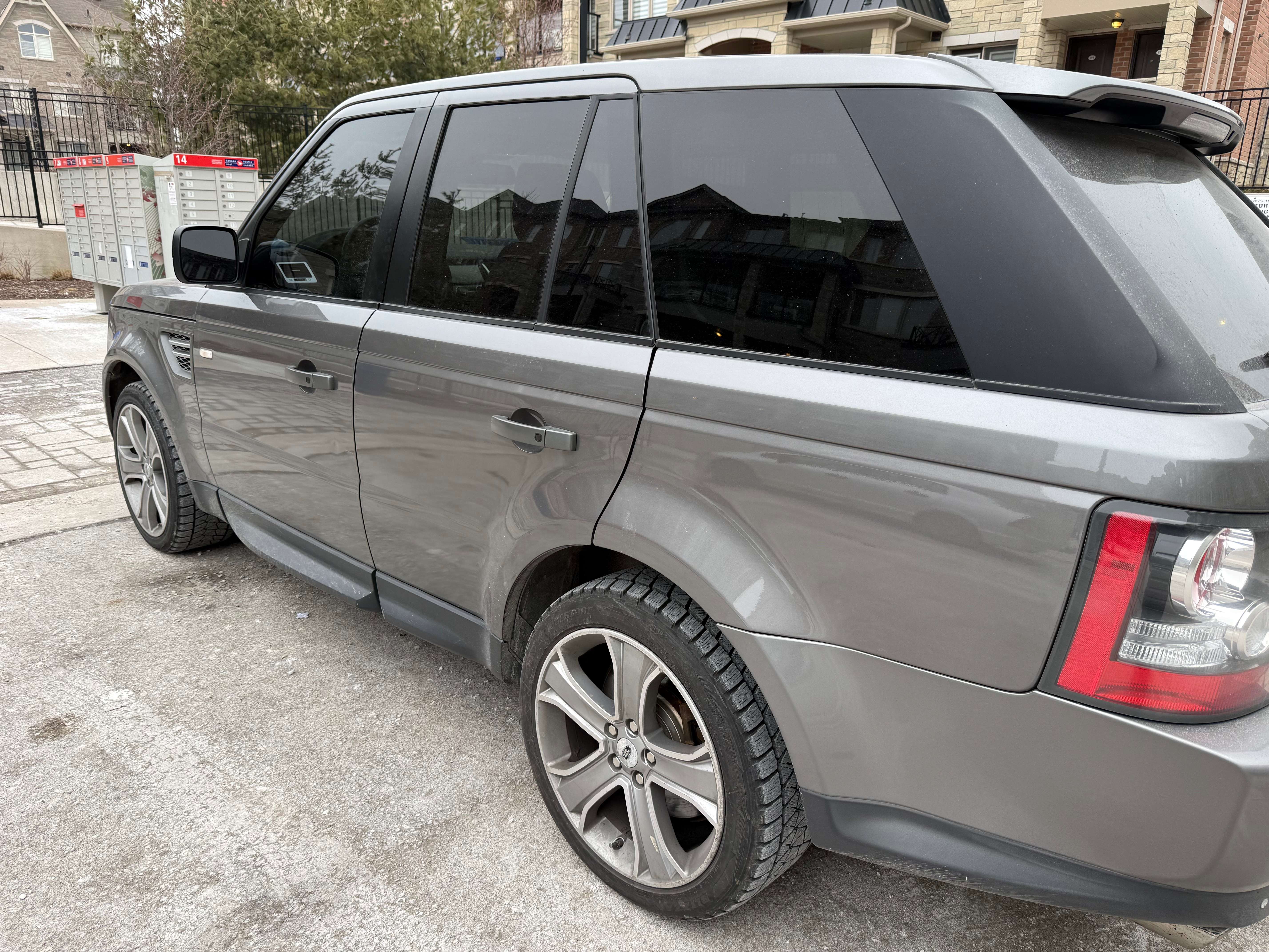 2011 Land Rover Range Rover Sport SC alt 4
