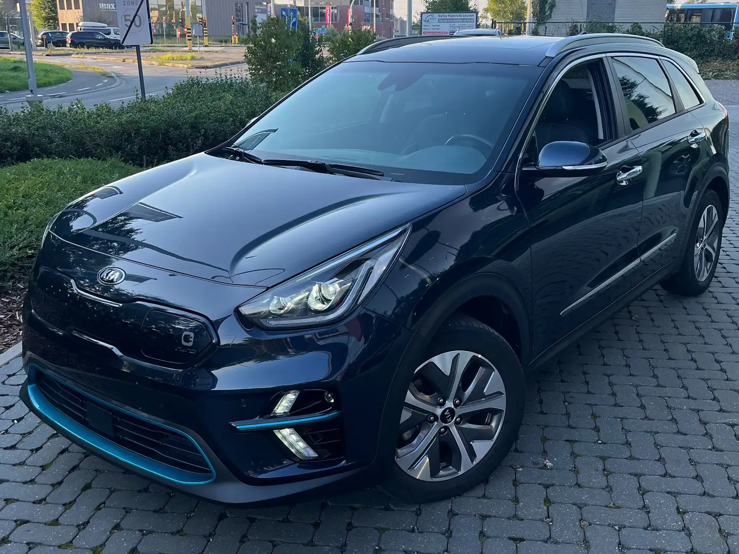 Kia e-Niro 64 kWh More Blauw - 1
