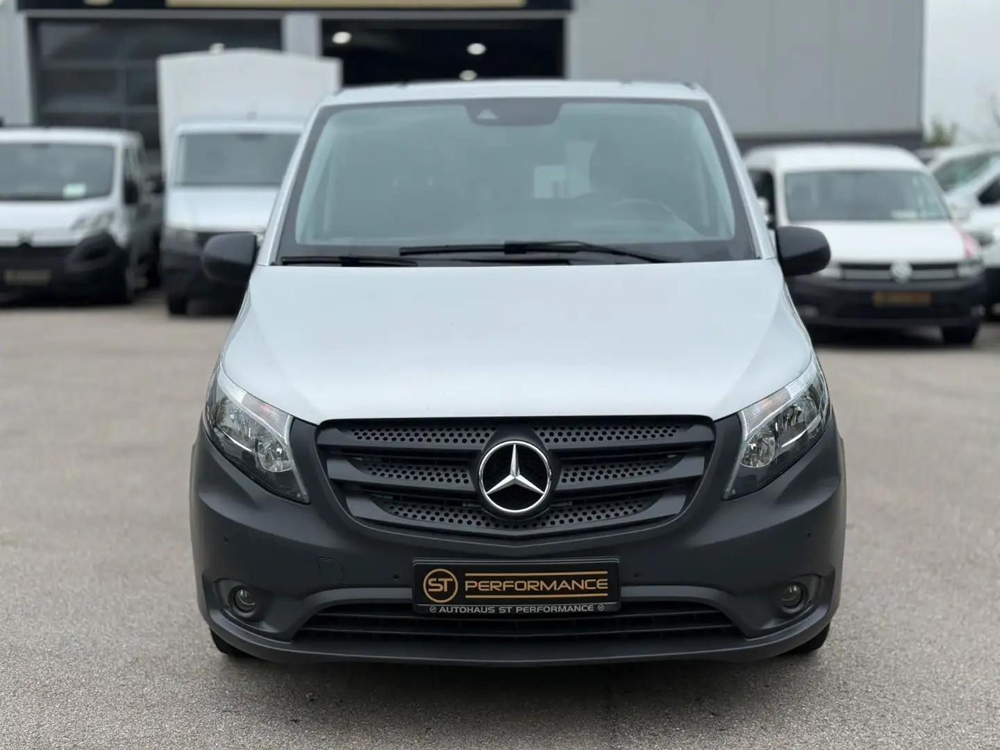 Mercedes-Benz Vito 114 CDI EXTRALANG NAVI SHZ 1HAND PDC TEMPOM Silber - 2