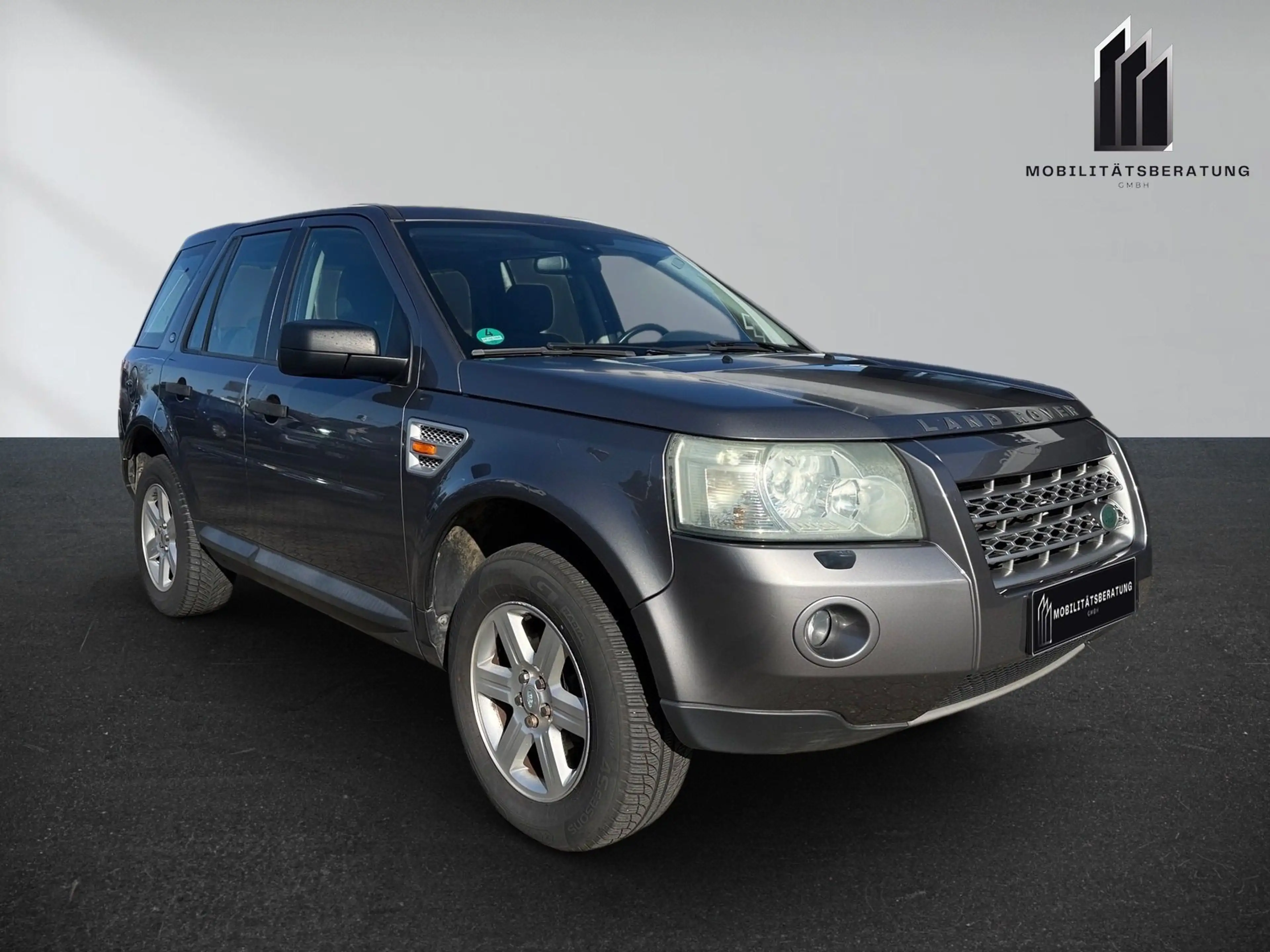 Land Rover Freelander 2 2.2 TD4 DPF S — photo 3