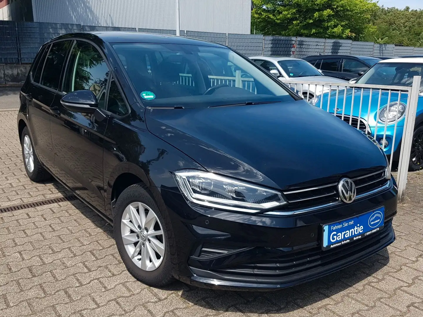 Volkswagen Golf Sportsvan 1.0 TSI Trendline LED PDC Tempom. Negro - 1