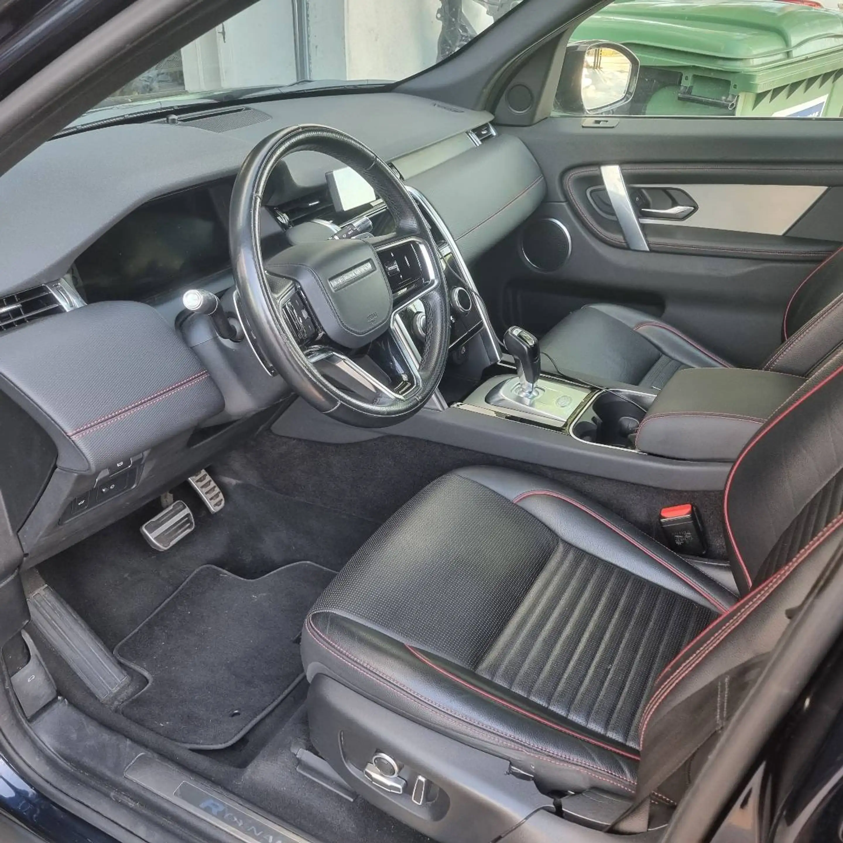 Land Rover Discovery Sport Discovery Sport 2.0 TD4 MHEV 4WD D165 R-Dynamic — photo 15