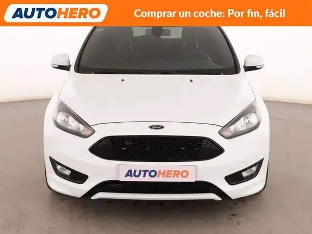Ford Focus view 9