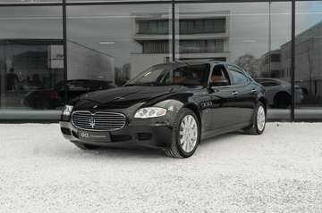 4.2i V8 Duo Select Dutch Delevery Complet Histori