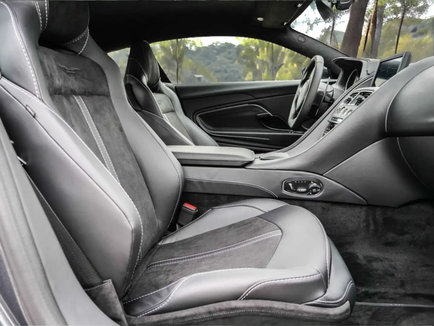 Aston Martin DB11 4.0 510 Gris - 2
