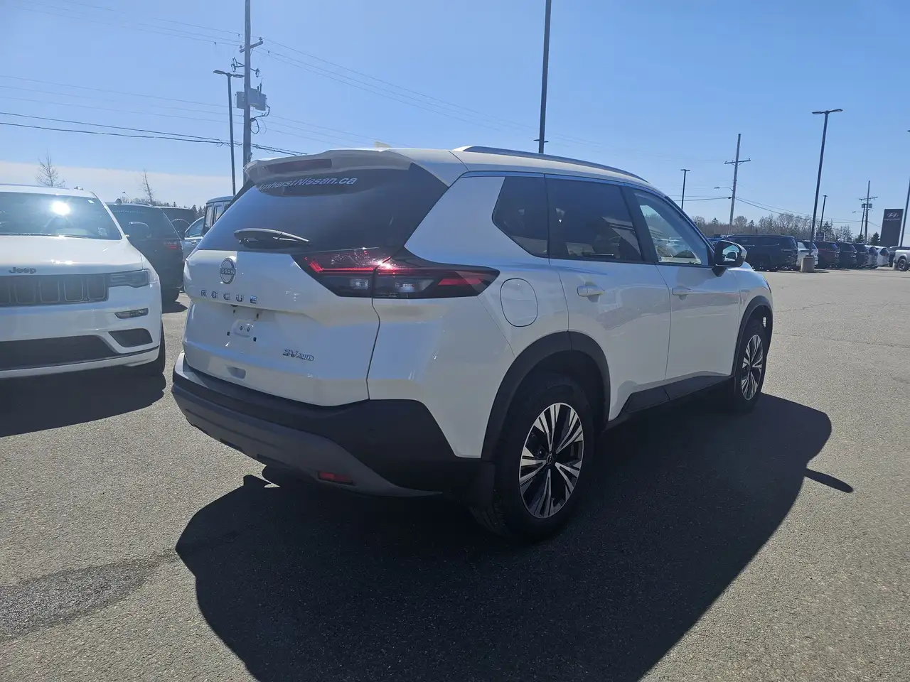 Nissan Rogue снимка Nissan Rogue