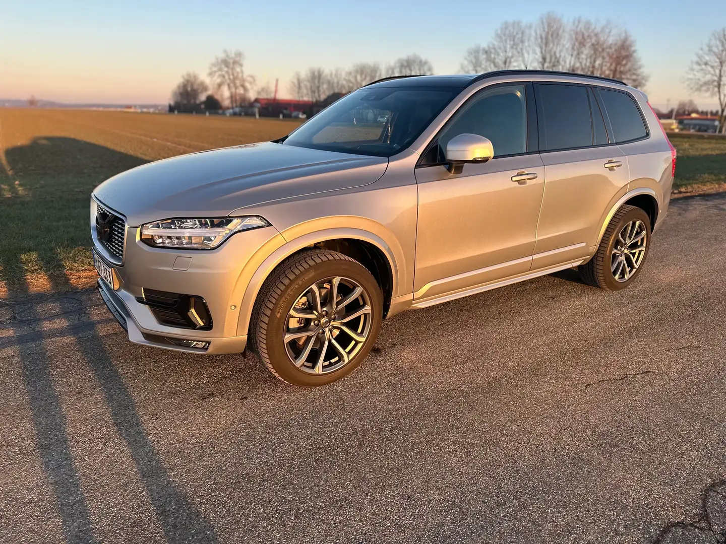 Volvo XC90 XC90 D5 AWD Geartronic RDesign Grau - 1