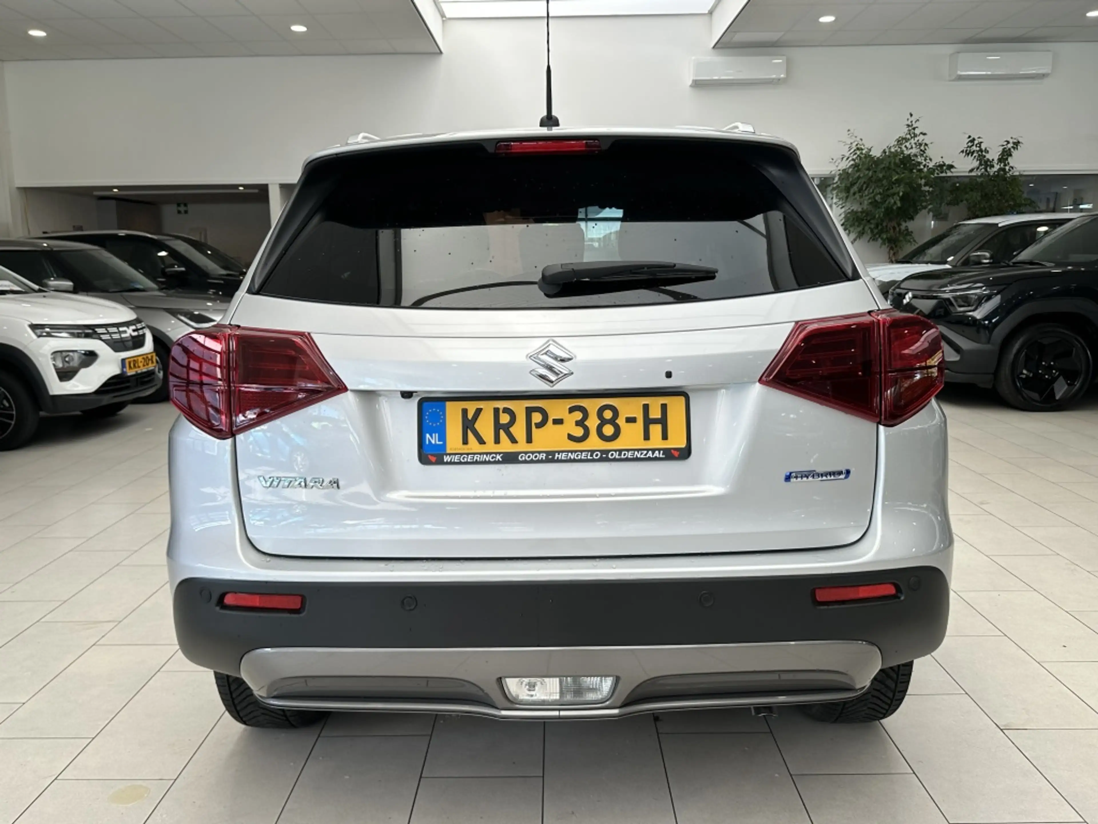 Suzuki Vitara 1.4 Boosterjet Hybride [ ALL SEASON I DEALER OH I — photo 23
