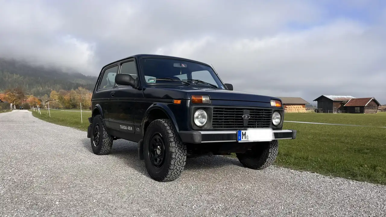 Lada Taiga