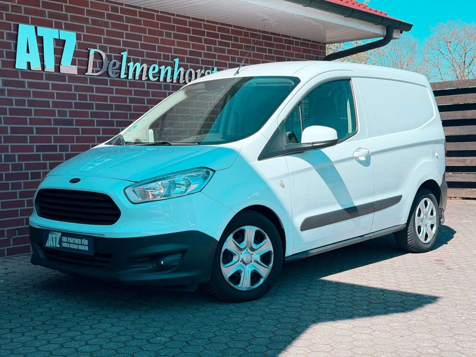 Second hand Ford Transit Courier 1.5