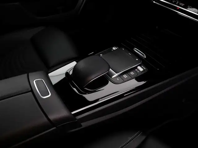 Mercedes-Benz A-Class view 17