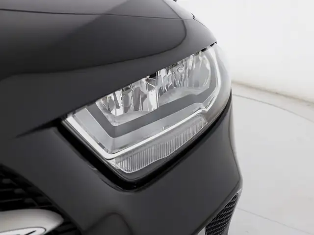 Mercedes-Benz A-Class view 8