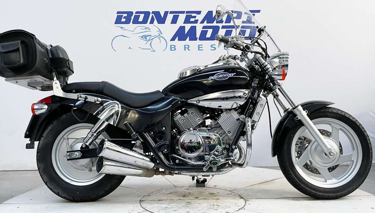 Kymco Venox 250 2011 - PAT A2 + BORSA IN CUOIO