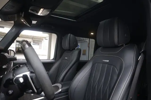Mercedes-Benz G-Class view 18