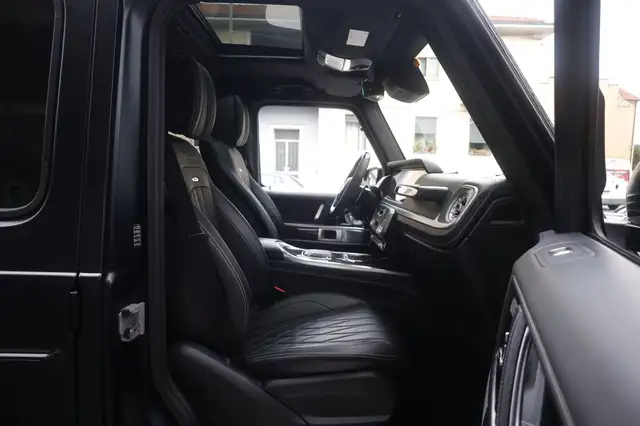 Mercedes-Benz G-Class view 13