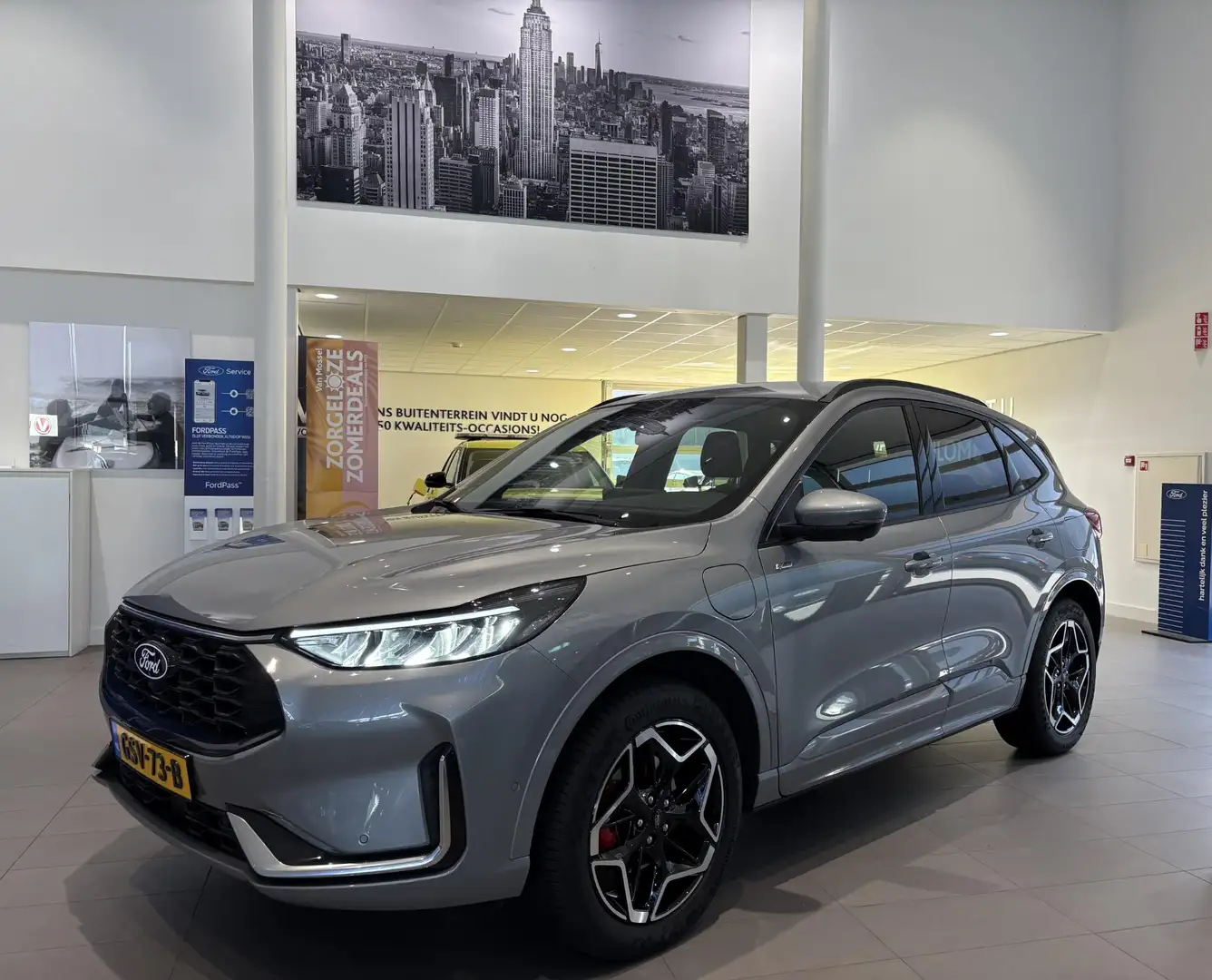 Ford Kuga 2.5 PHEV ST-Line X | STOEL, STUUR EN VOORRUIVERWAR Grijs - 2