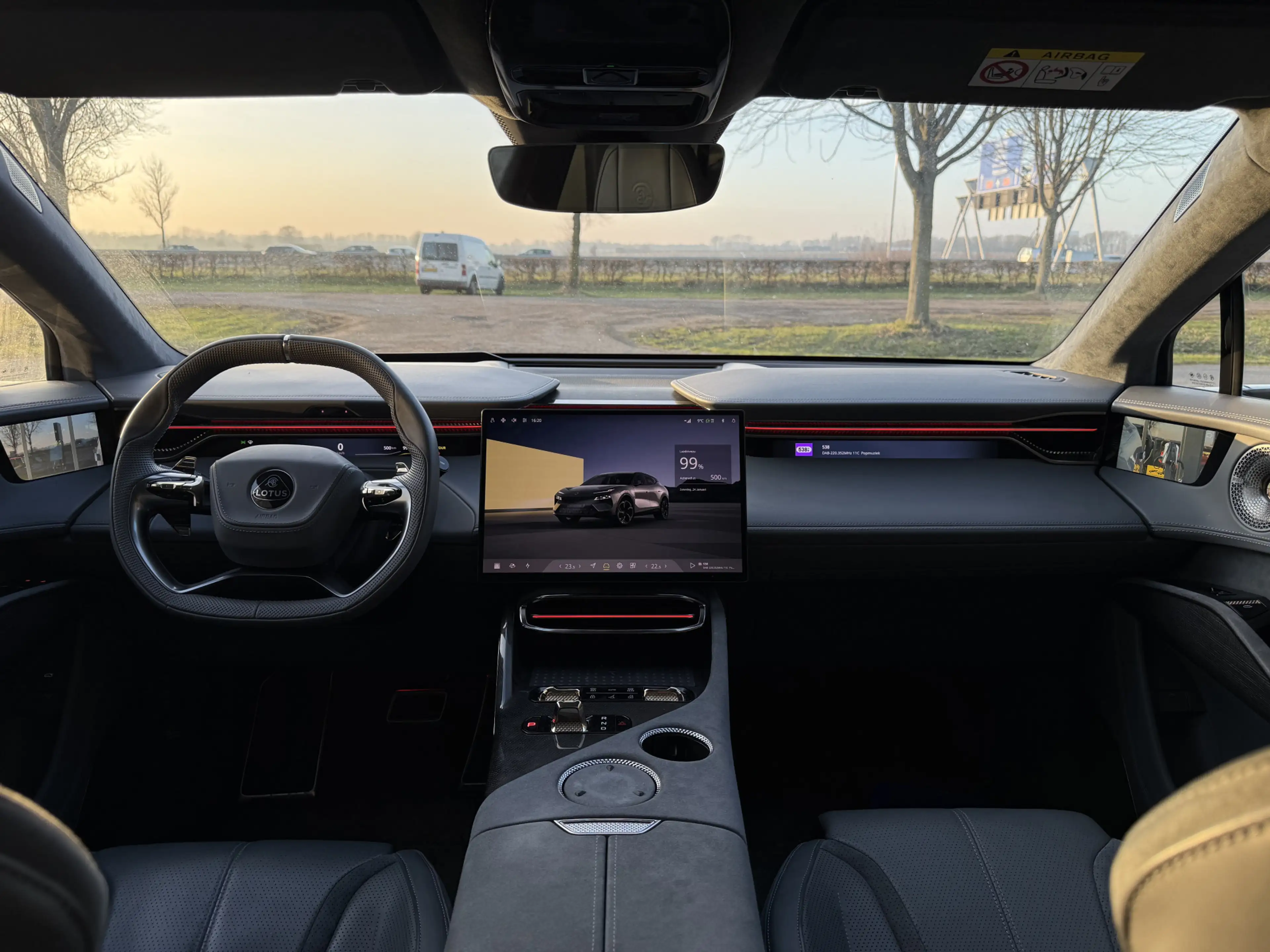 Lotus Eletre EDS 450 S 4WD Executive Seat 112 kWh — photo 15