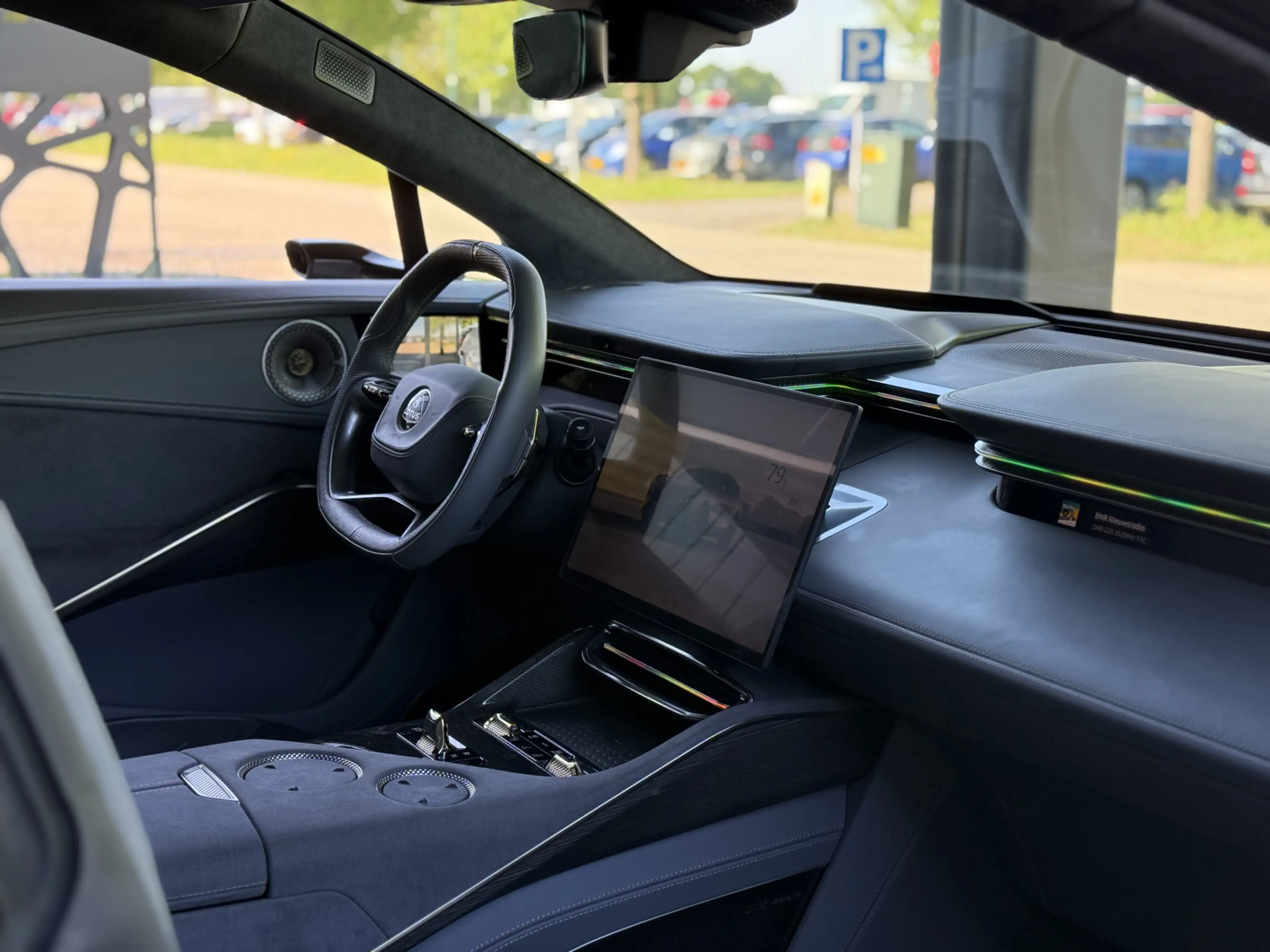 Lotus Eletre EDS 450 S 4WD Executive Seat 112 kWh — photo 12