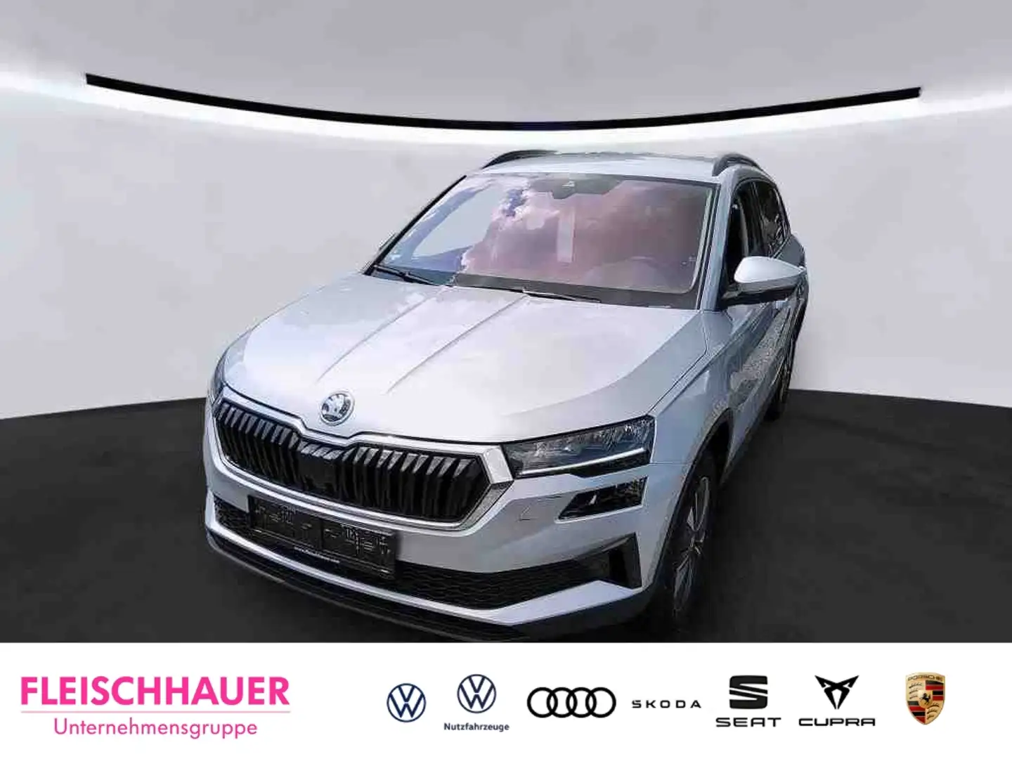 Skoda Karoq Tour 1.5 TSI ACT DSG Navi LED ACC El. Heckklappe Silber - 1