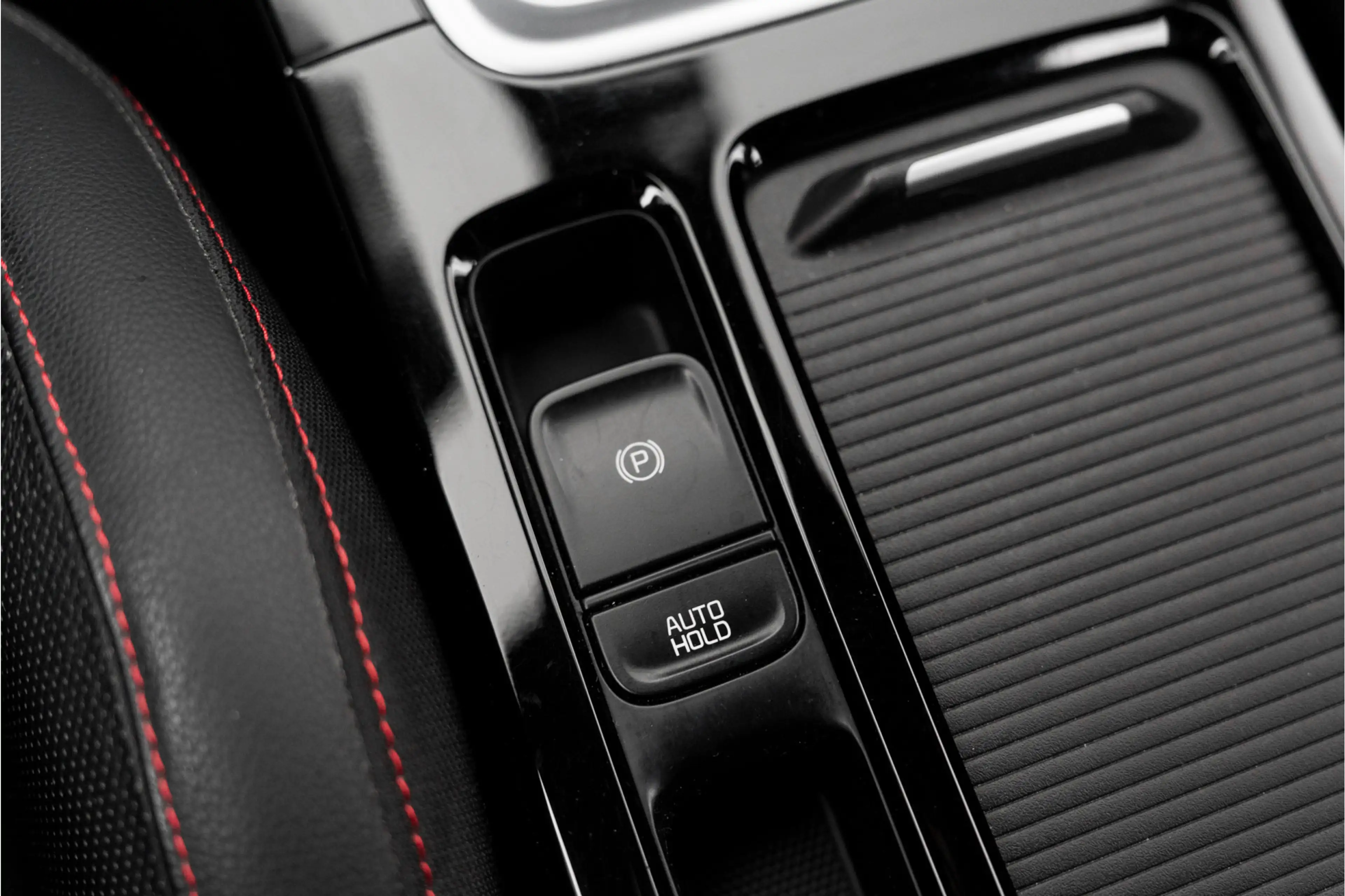 Kia ProCeed / pro_cee'd 1.6 T-GDI GT Sportstoelen — photo 17