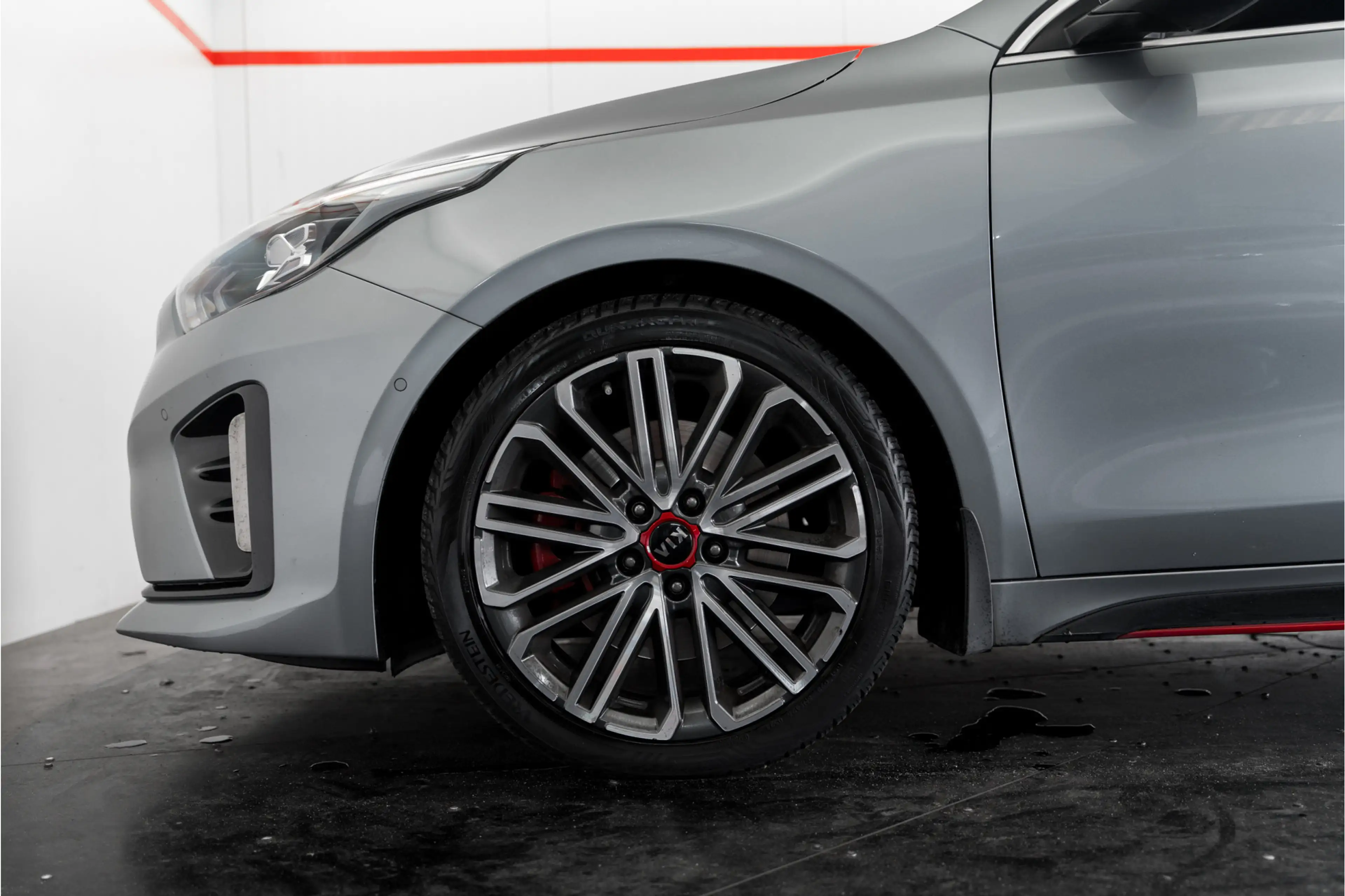 Kia ProCeed / pro_cee'd 1.6 T-GDI GT Sportstoelen — photo 15