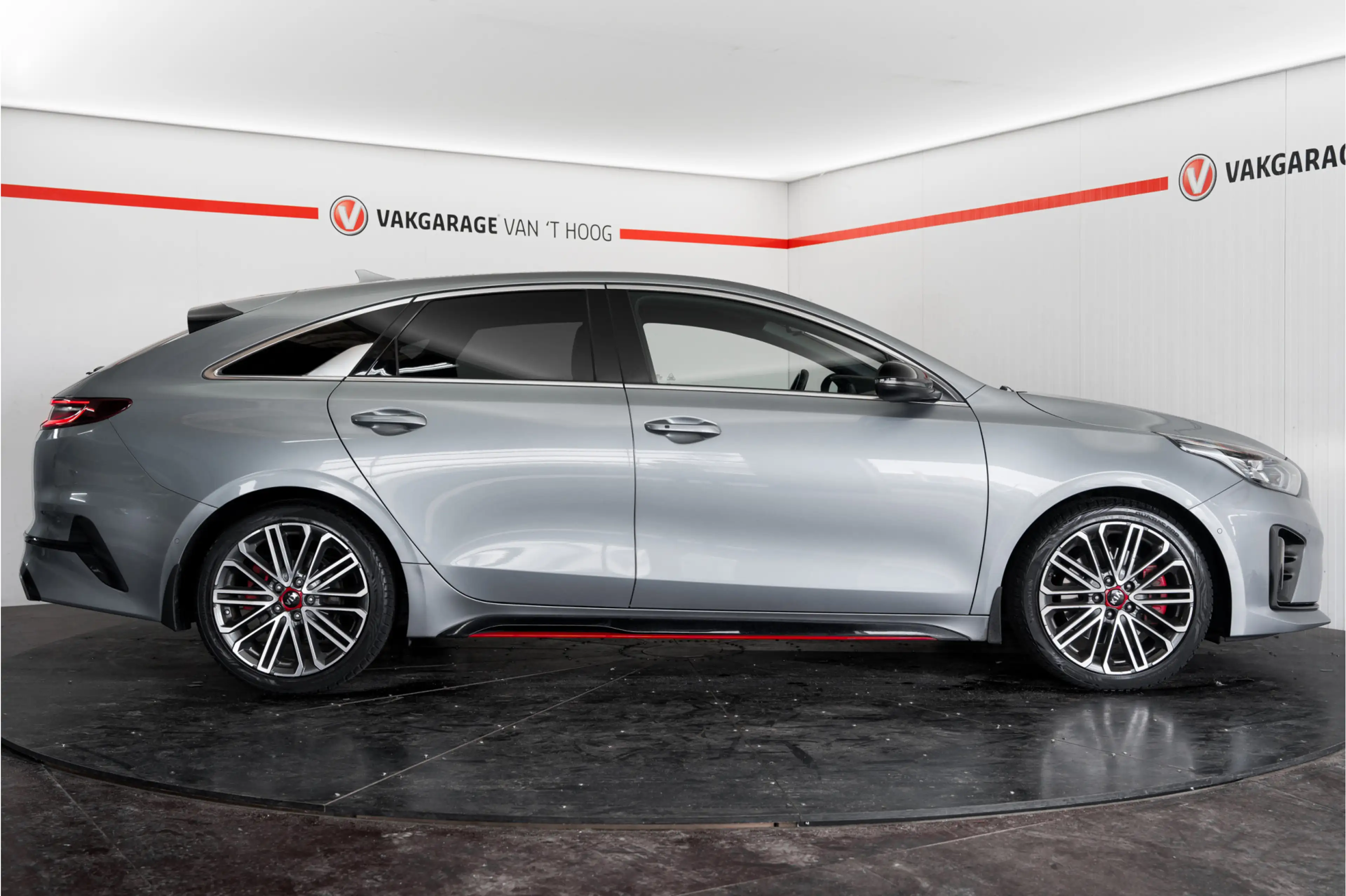 Kia ProCeed / pro_cee'd 1.6 T-GDI GT Sportstoelen — photo 7