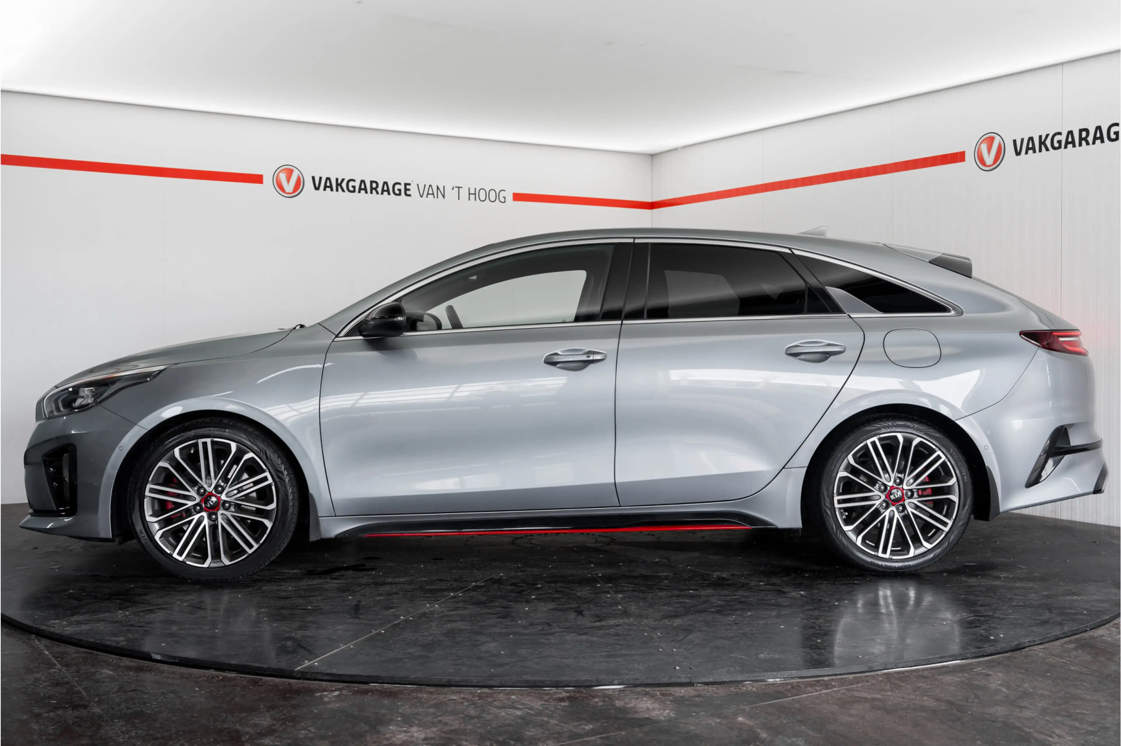 Kia ProCeed / pro_cee'd 1.6 T-GDI GT Sportstoelen — photo 14