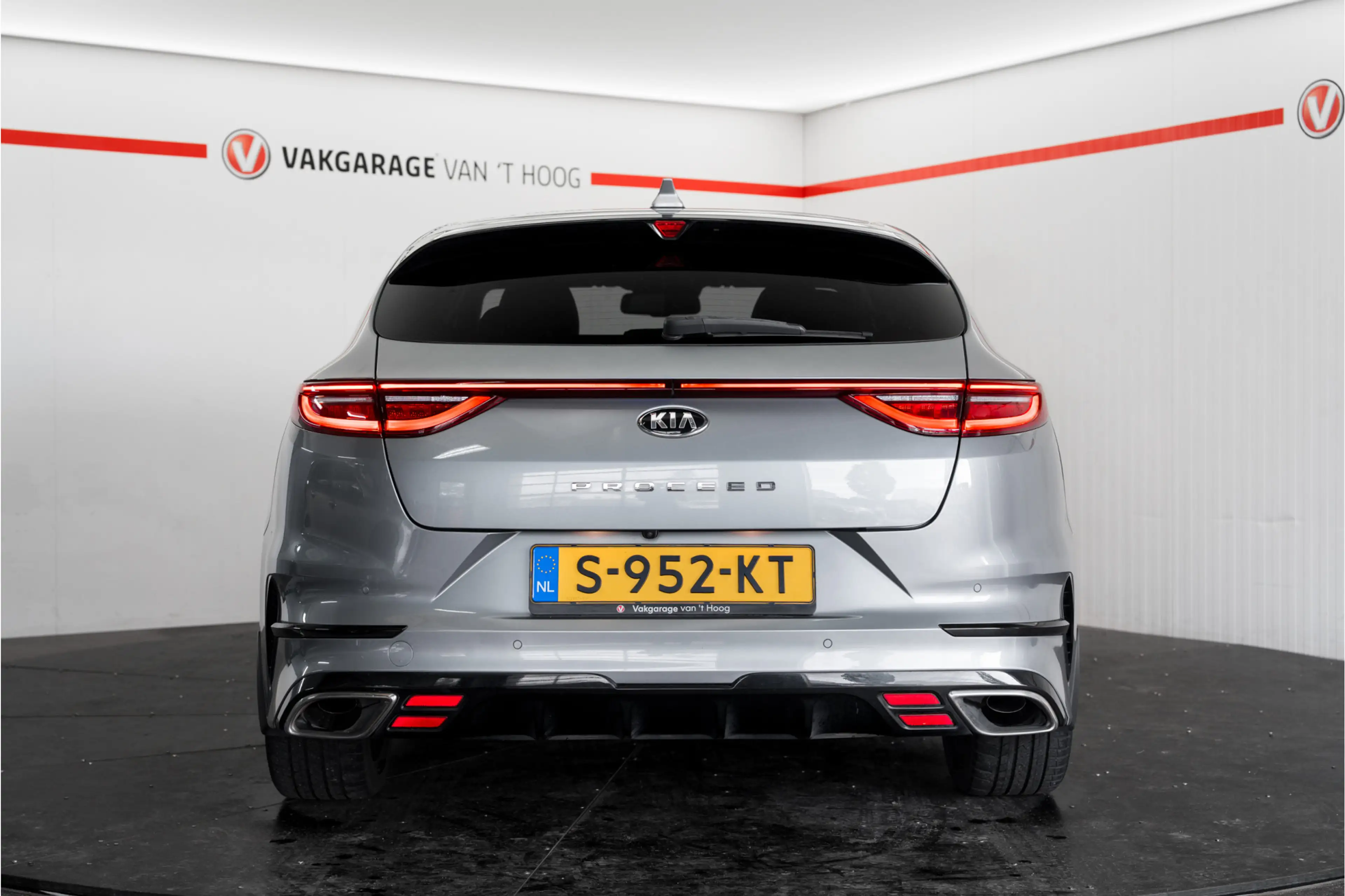 Kia ProCeed / pro_cee'd 1.6 T-GDI GT Sportstoelen — photo 11