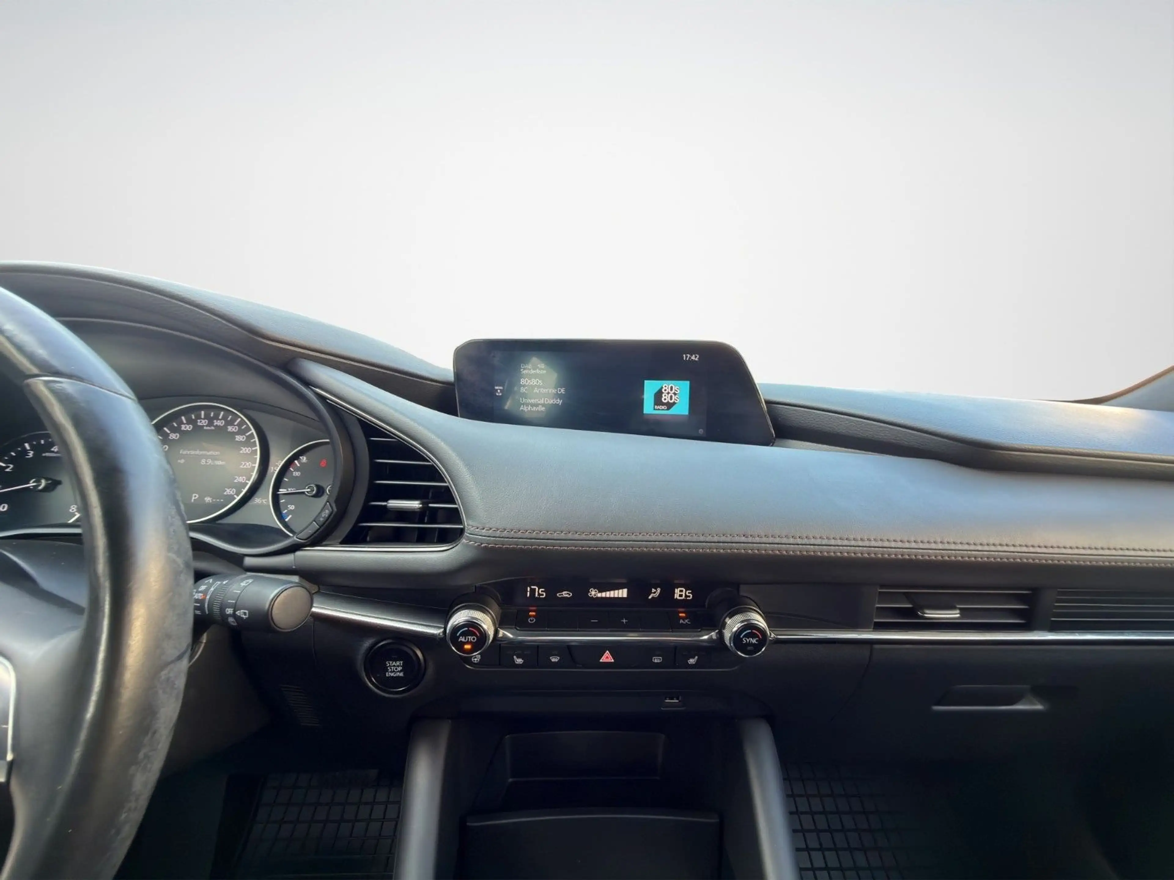 Mazda 3 Lim. 5-trg. Selection*BOSE*Automatik*AHK* — photo 14