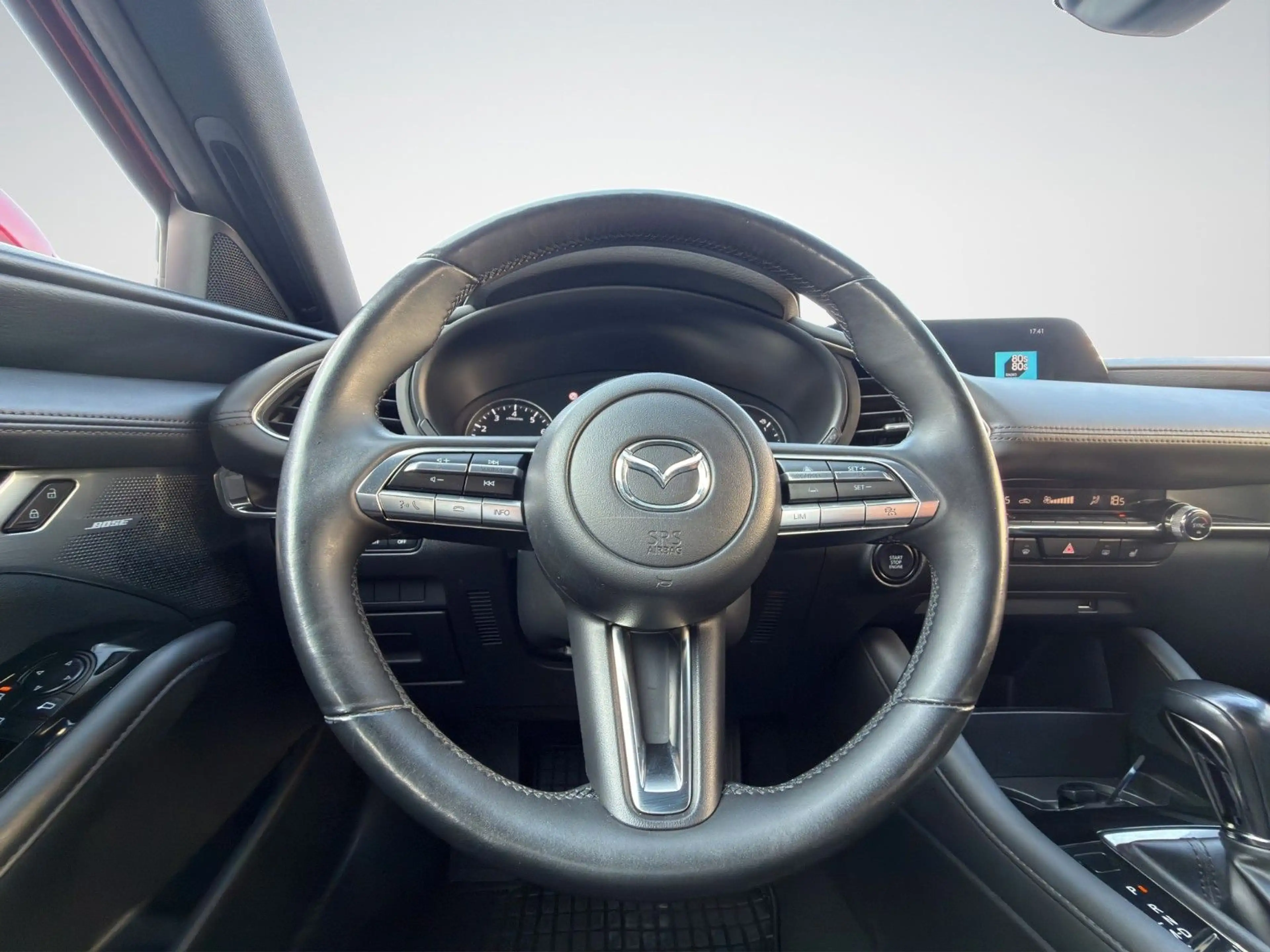 Mazda 3 Lim. 5-trg. Selection*BOSE*Automatik*AHK* — photo 10