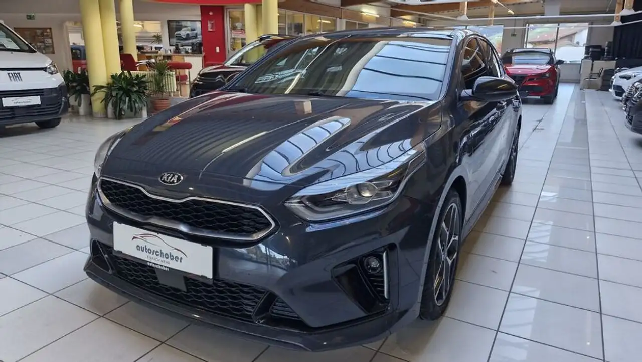 Kia Procee'd