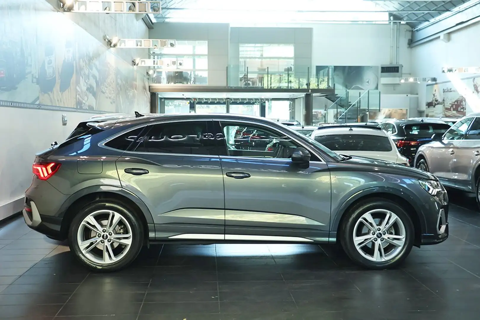 Audi Q3 35 TFSI Sportback SPB S-Tronic S-Line -VOL. PIATTO Grigio - 2