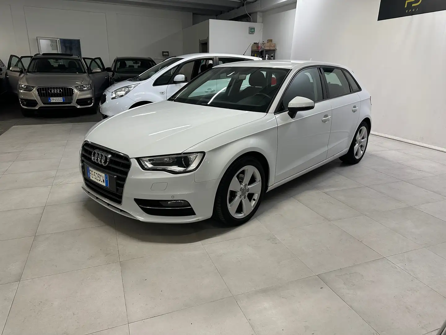 Audi A3 A3 Sportback 2.0 tdi Ambition 150cv s-tronic E6 Bianco - 1