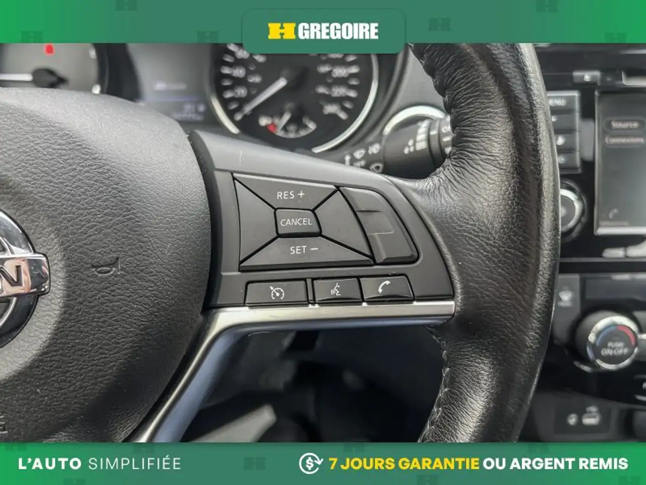Nissan Qashqai снимка Nissan Qashqai